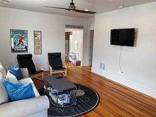 Furnished Finder property 559632_2 photo 9
