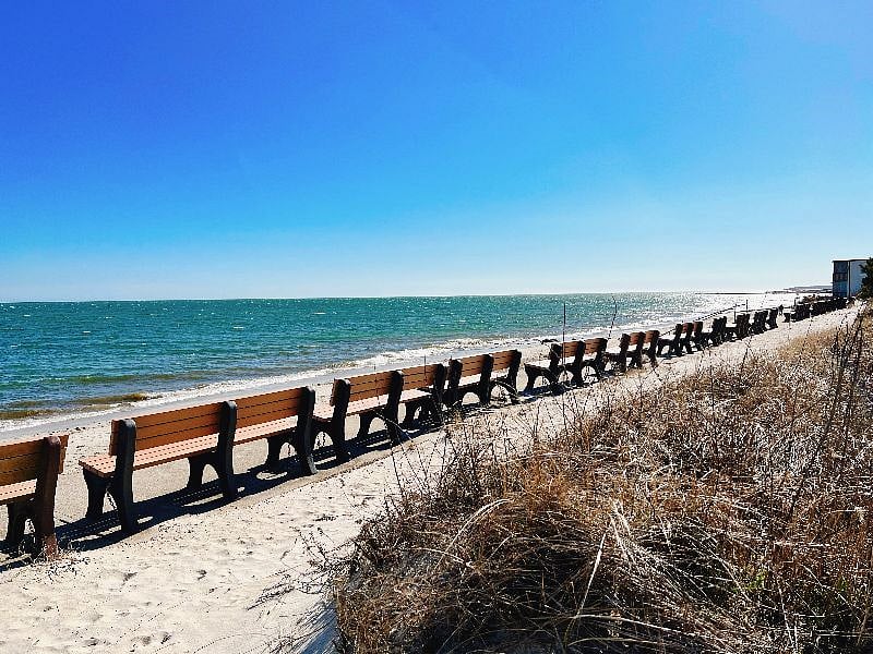 Seaview Beach is only 1 mile from the house.