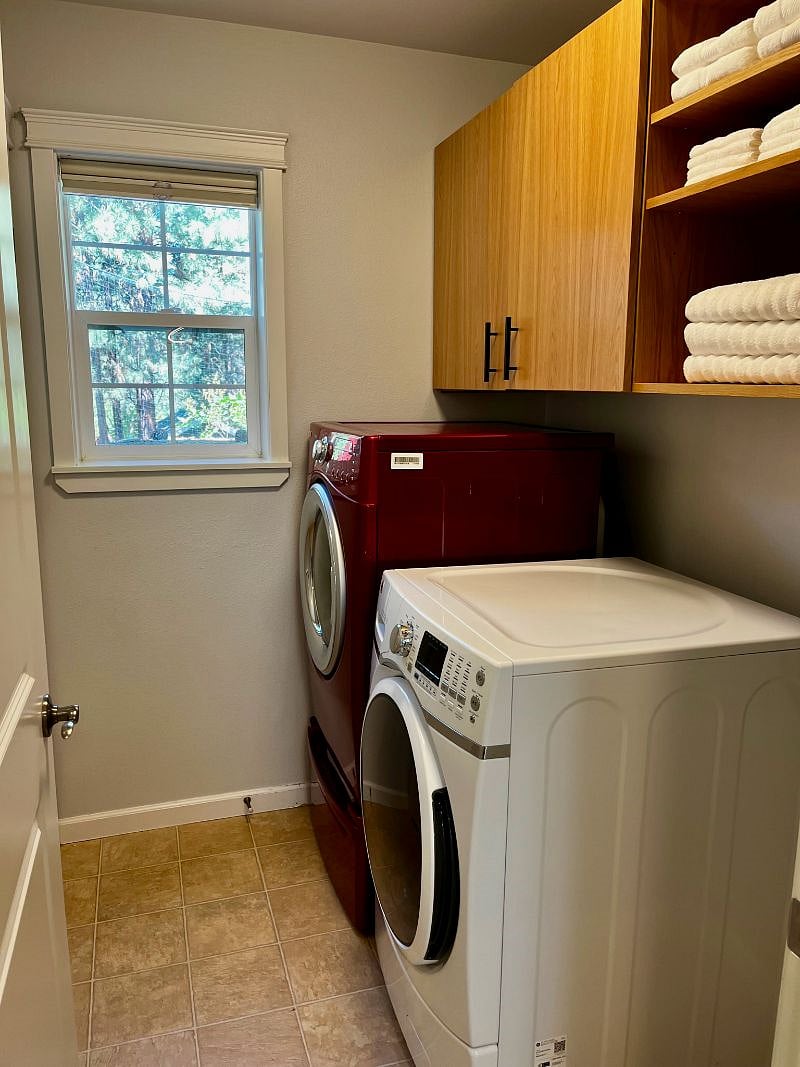 Furnished Finder property 559655_1 photo 30