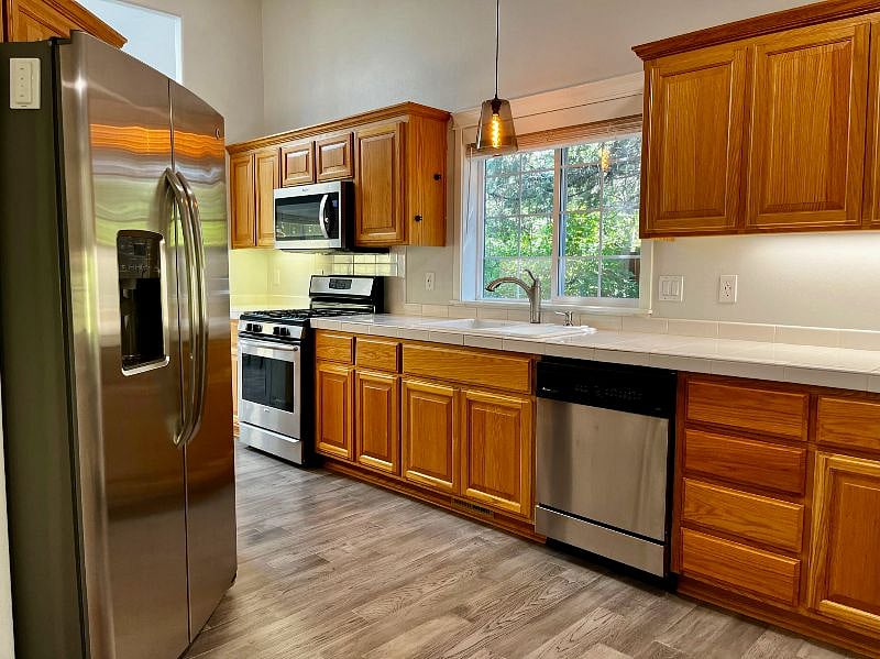 Furnished Finder property 559655_1 photo 19