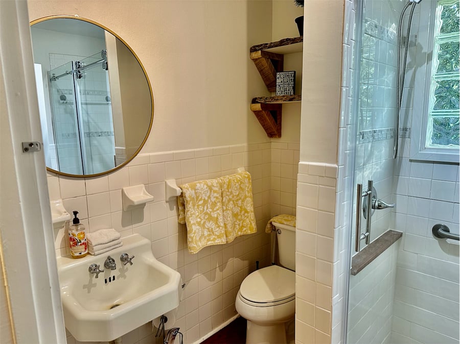 Furnished Finder property 559660_1 photo 11
