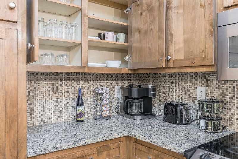 Coffee Maker and Electric Tea Kettle