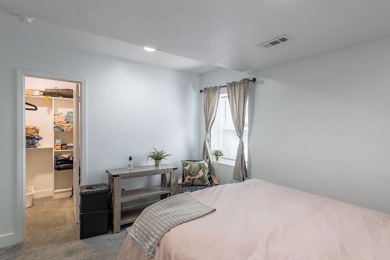 Furnished Finder property 559675_1 photo 18