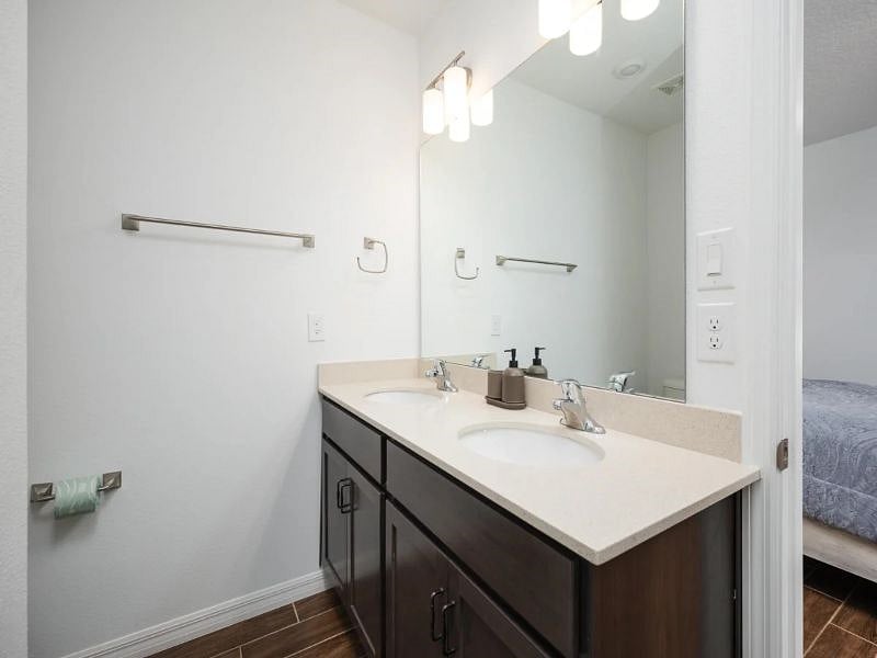 Furnished Finder property 559725_1 photo 6