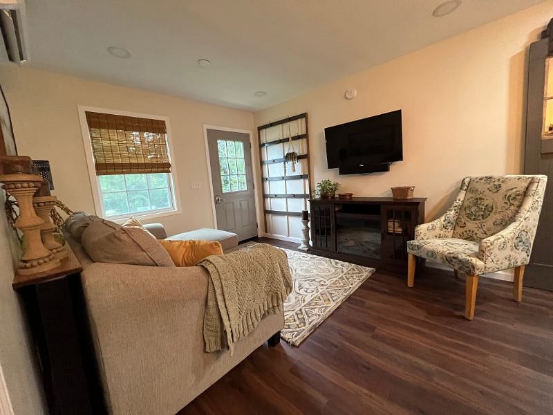 Furnished Finder property 559727_1 photo 13
