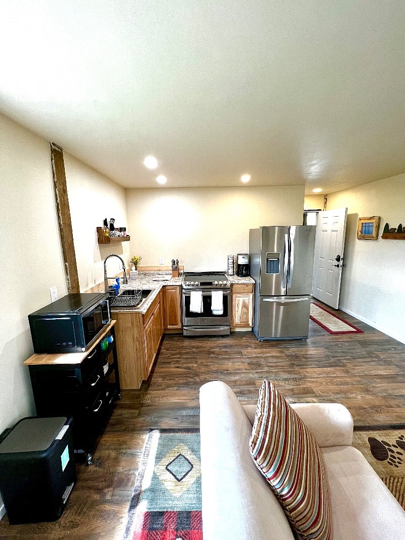 Furnished Finder property 559761_1 photo 3