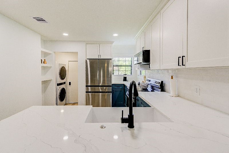 Furnished Finder property 559815_1 photo 11