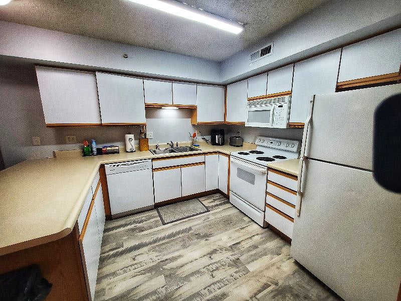Furnished Finder property 559909_1 photo 7