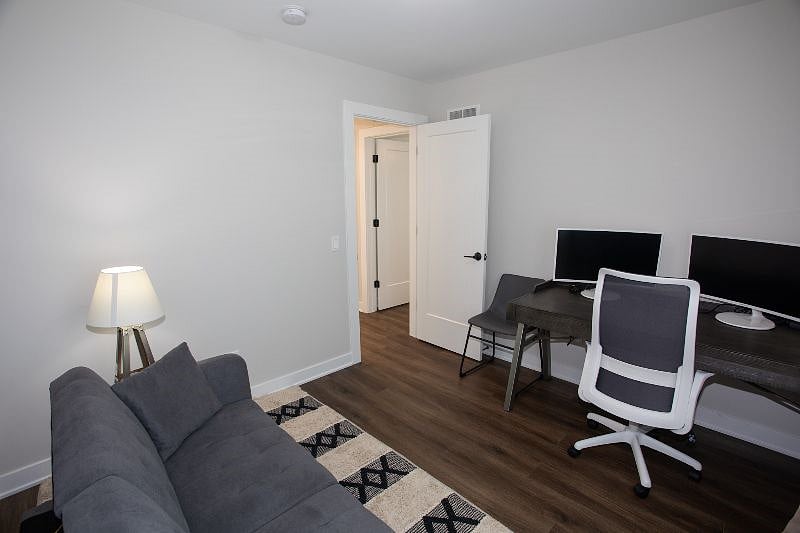 Furnished Finder property 559930_1 photo 24