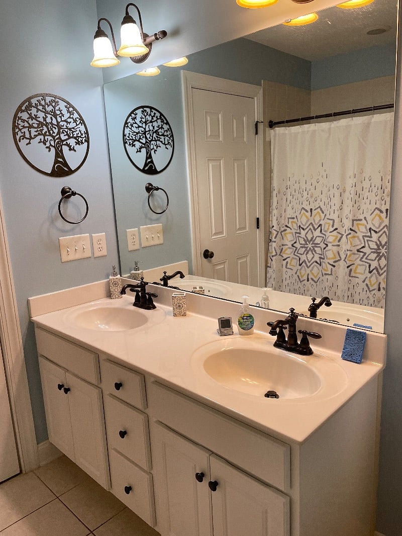 Double Sinks