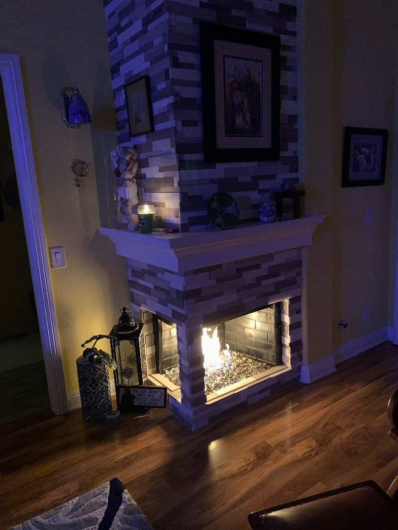 Indoor fire place. Warms the entire condo. 