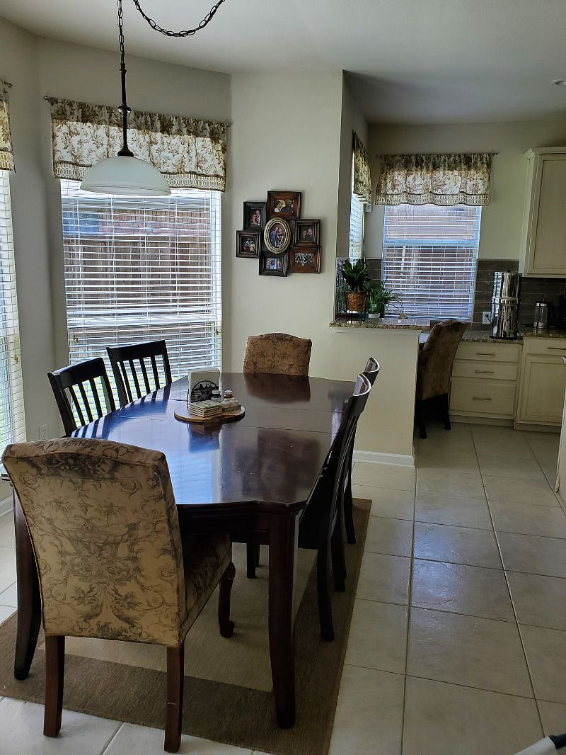 Furnished Finder property 560038_1 photo 8