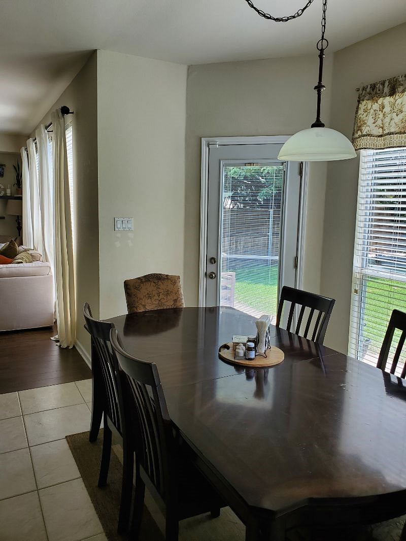 Furnished Finder property 560038_1 photo 6
