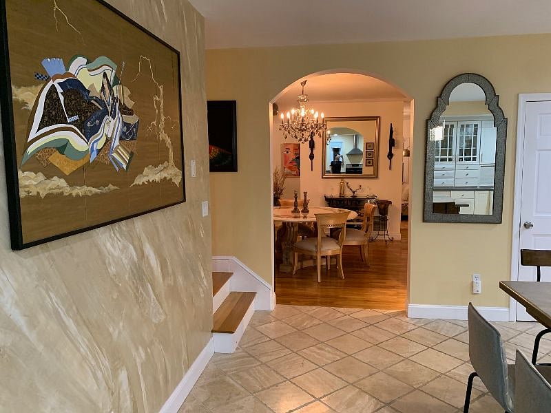 Entrance to kitchen from dining room