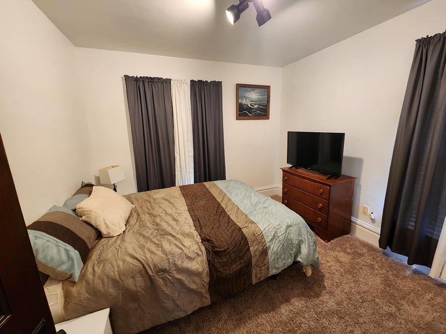 Furnished Finder property 560072_1 photo 8