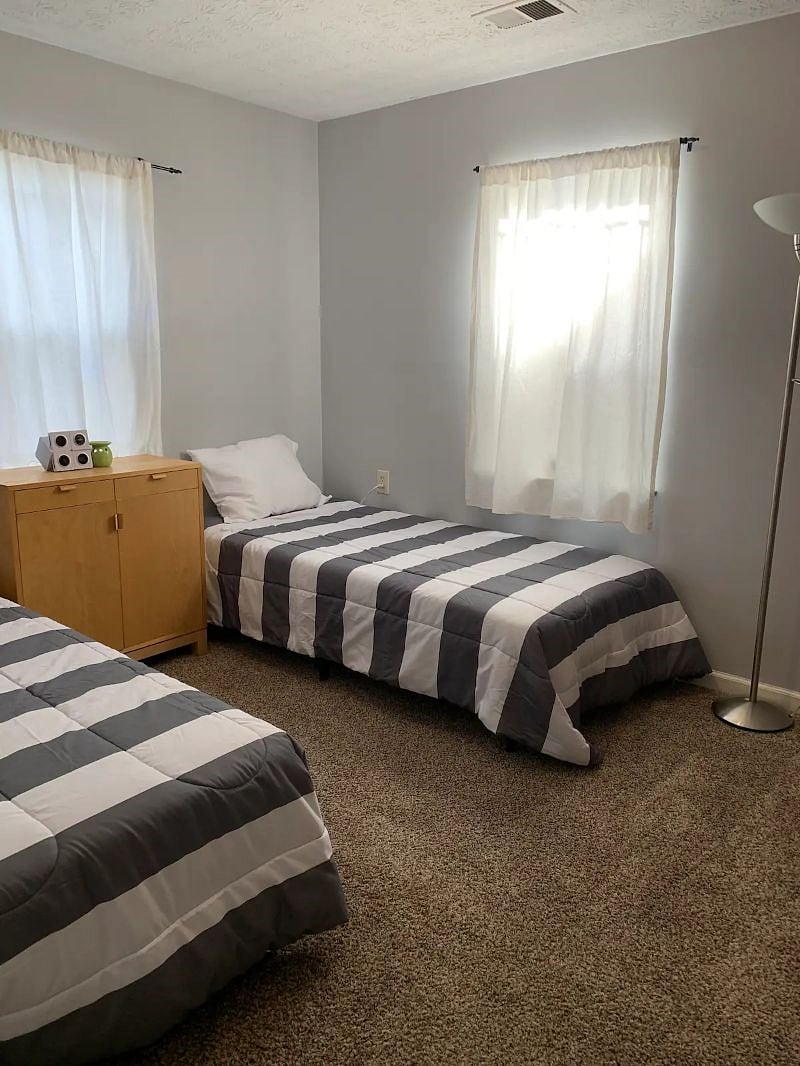Furnished Finder property 560081_1 photo 6