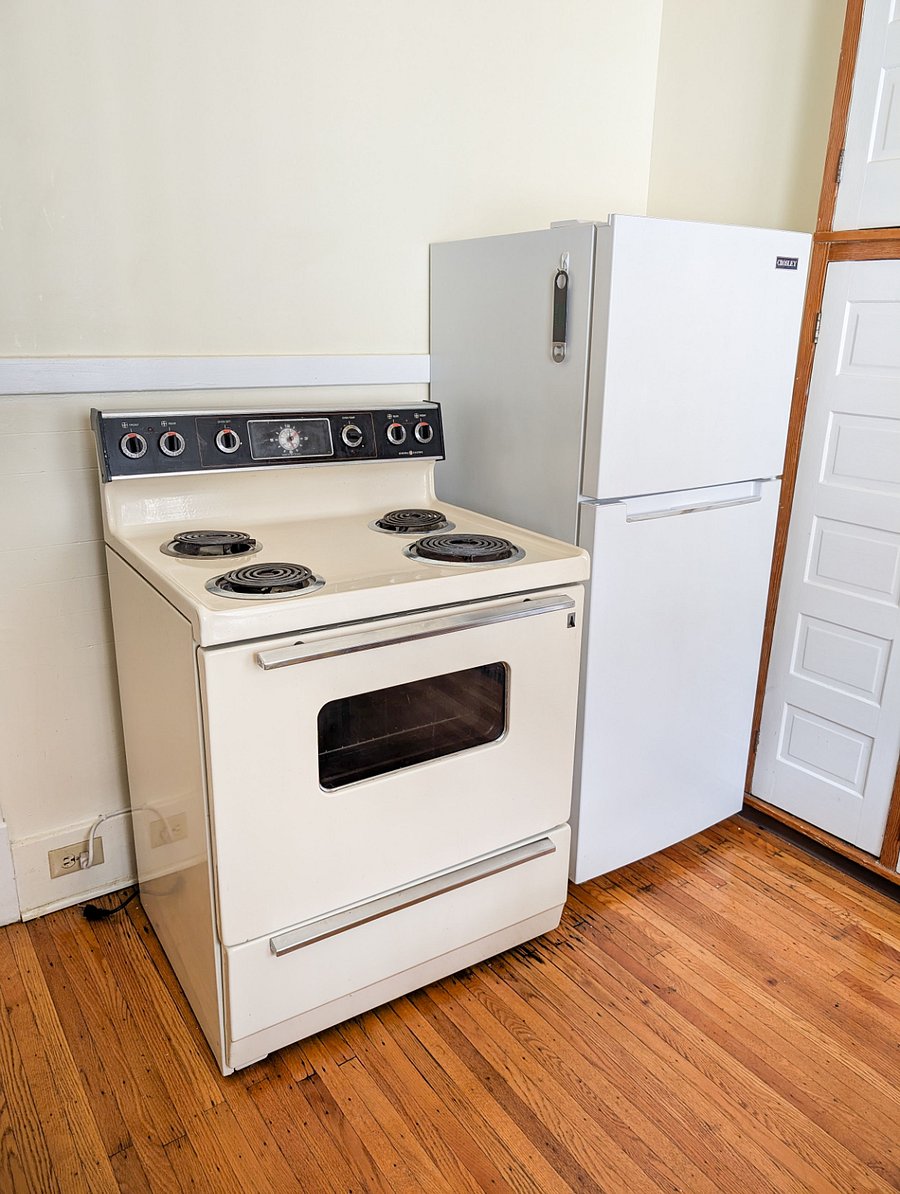 Stove and fridge/freezer.