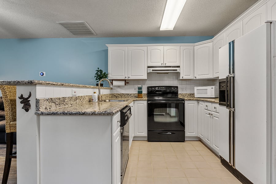 Furnished Finder property 560168_1 photo 8
