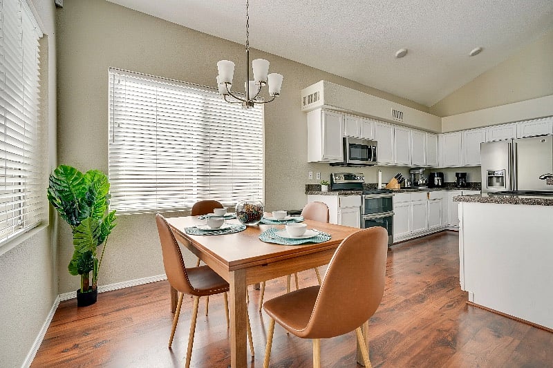 Furnished Finder property 560190_1 photo 16