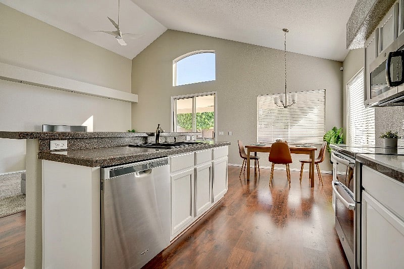 Furnished Finder property 560190_1 photo 19