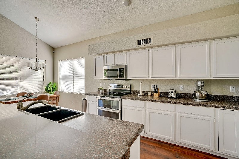 Furnished Finder property 560190_1 photo 21
