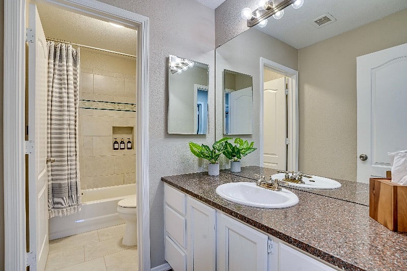Furnished Finder property 560190_1 photo 31