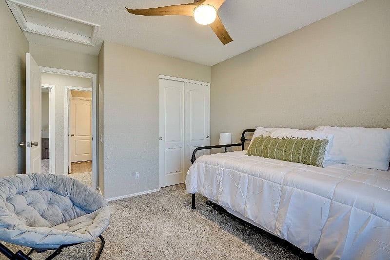 Furnished Finder property 560190_1 photo 32