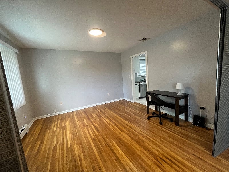Furnished Finder property 560209_1 photo 17