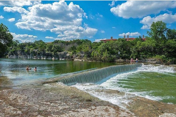Blue Hole Park, Georgetown