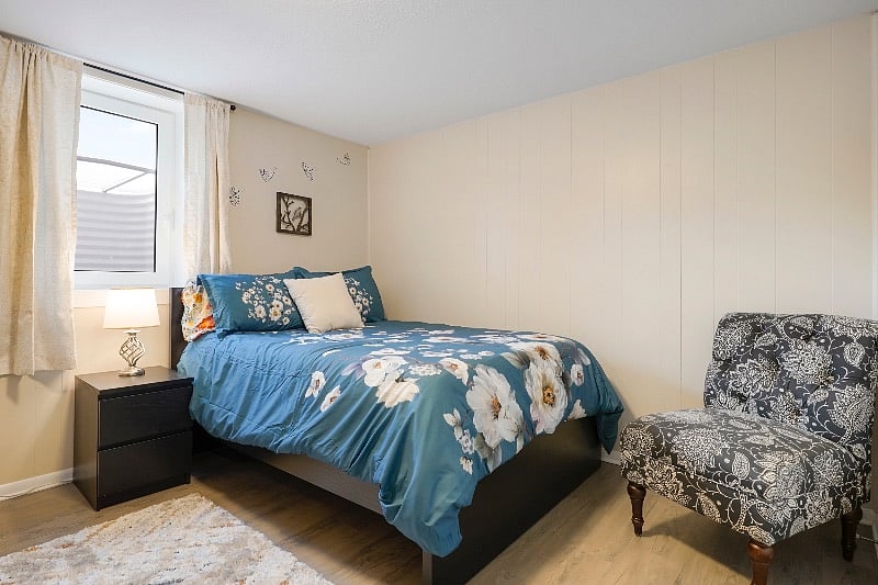 Furnished Finder property 560220_1 photo 12