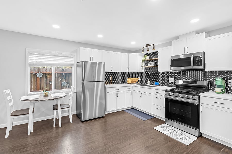 Furnished Finder property 560234_1 photo 1