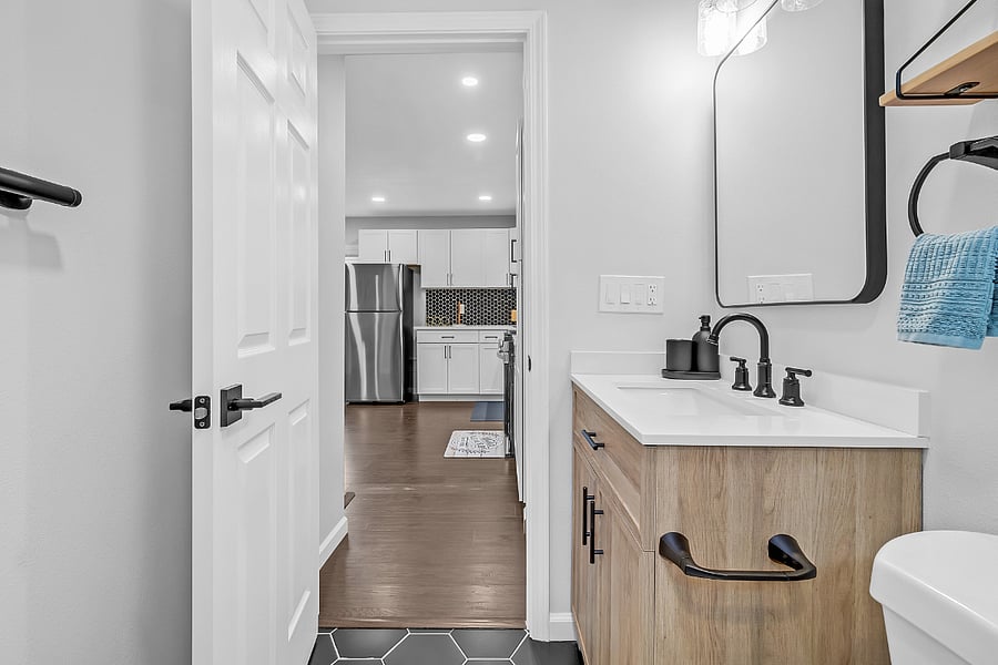 Furnished Finder property 560234_1 photo 18