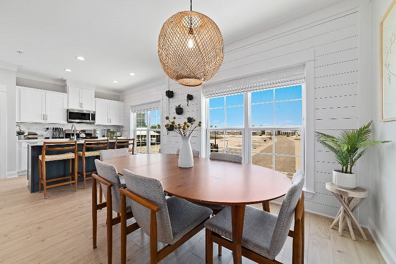 Furnished Finder property 560298_1 photo 2