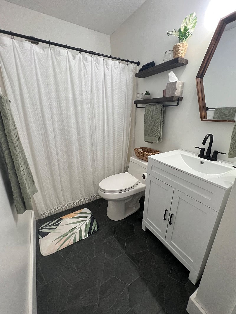 Furnished Finder property 560311_1 photo 8