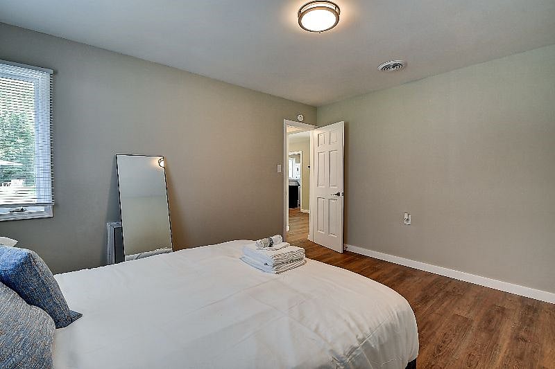 Furnished Finder property 560332_1 photo 12