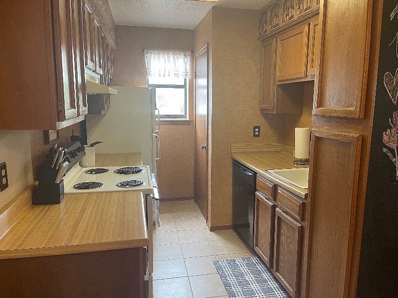 Furnished Finder property 560363_1 photo 9