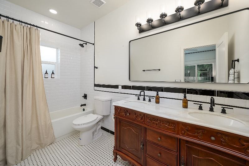 Furnished Finder property 560367_1 photo 9
