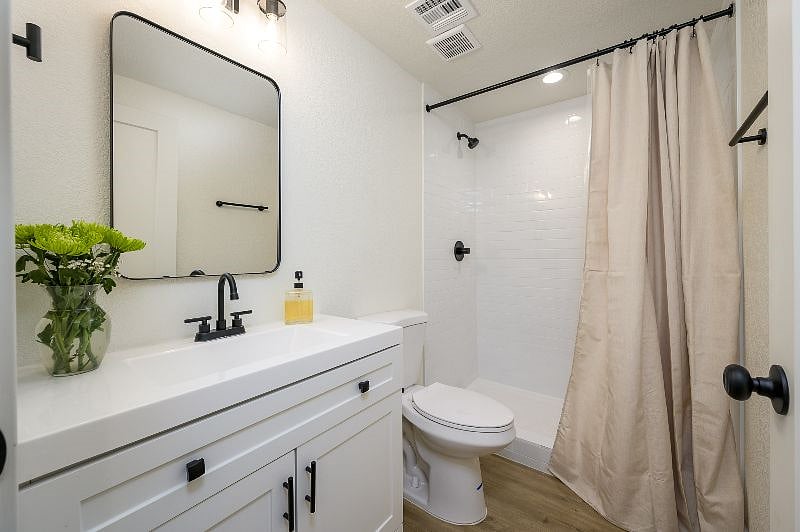 Furnished Finder property 560367_2 photo 6