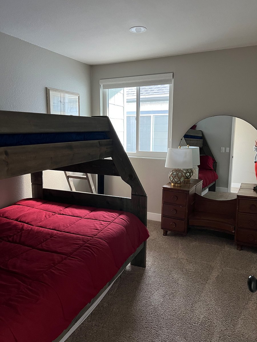 Furnished Finder property 560408_1 photo 17