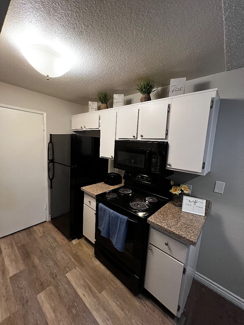 Furnished Finder property 560458_1 photo 11