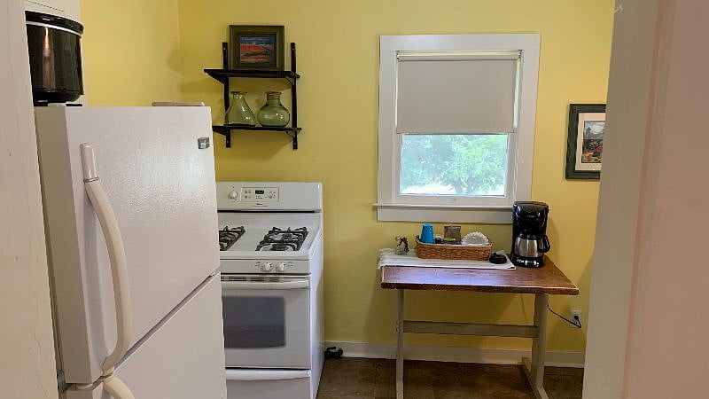 Furnished Finder property 560482_1 photo 3