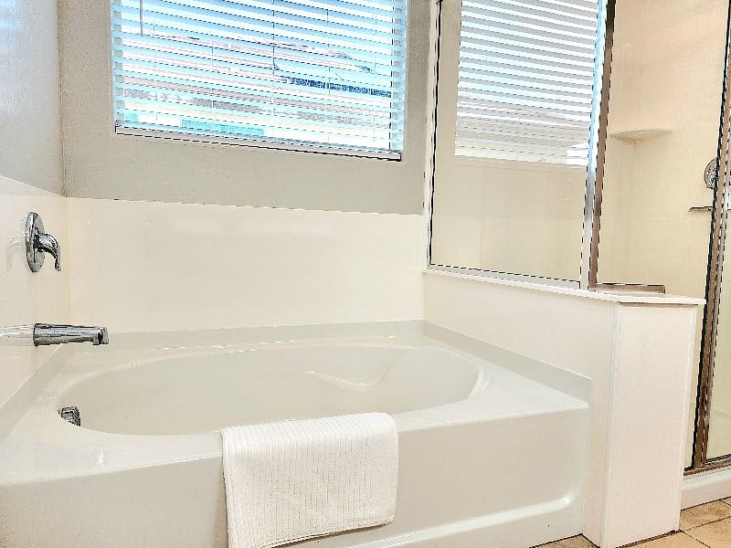 Furnished Finder property 560501_1 photo 25