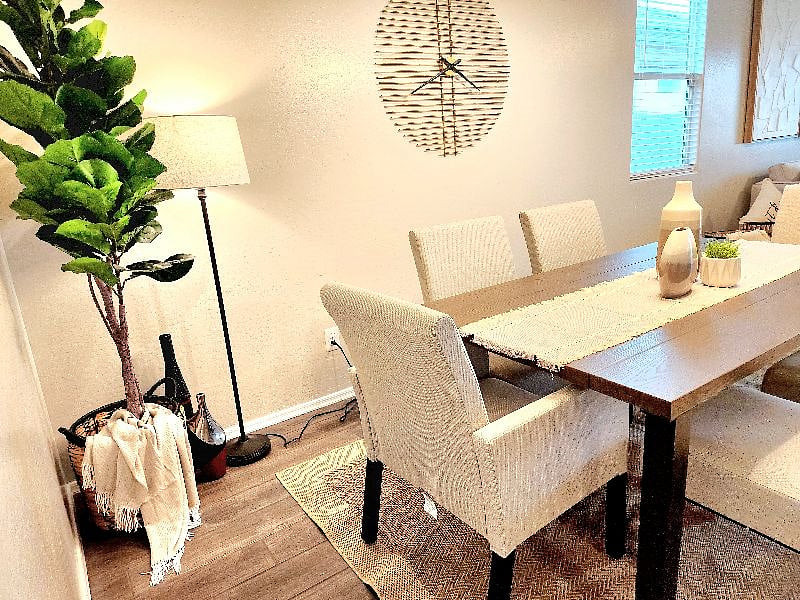 Furnished Finder property 560501_1 photo 13