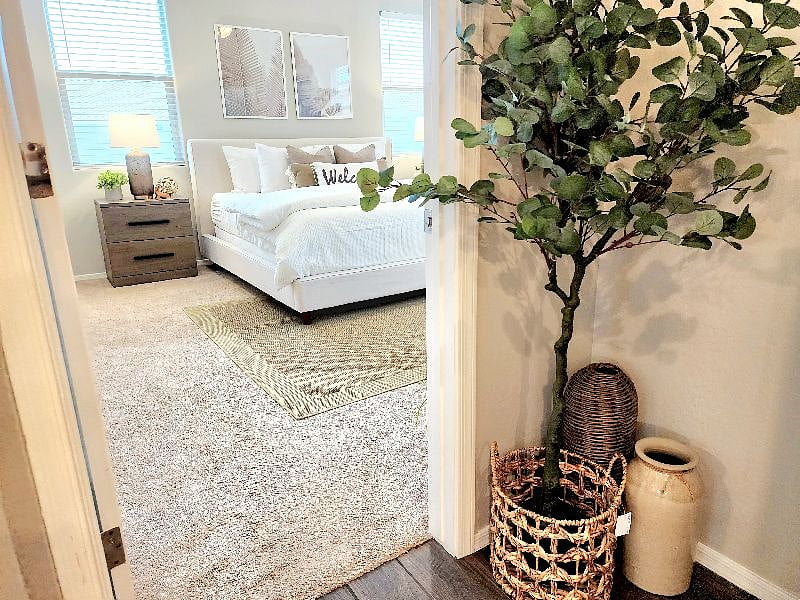 Furnished Finder property 560501_1 photo 20