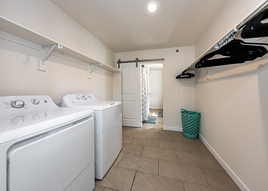 Furnished Finder property 560537_1 photo 31