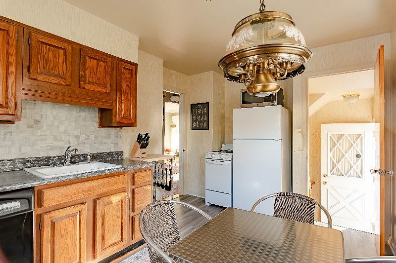 Furnished Finder property 560546_1 photo 7