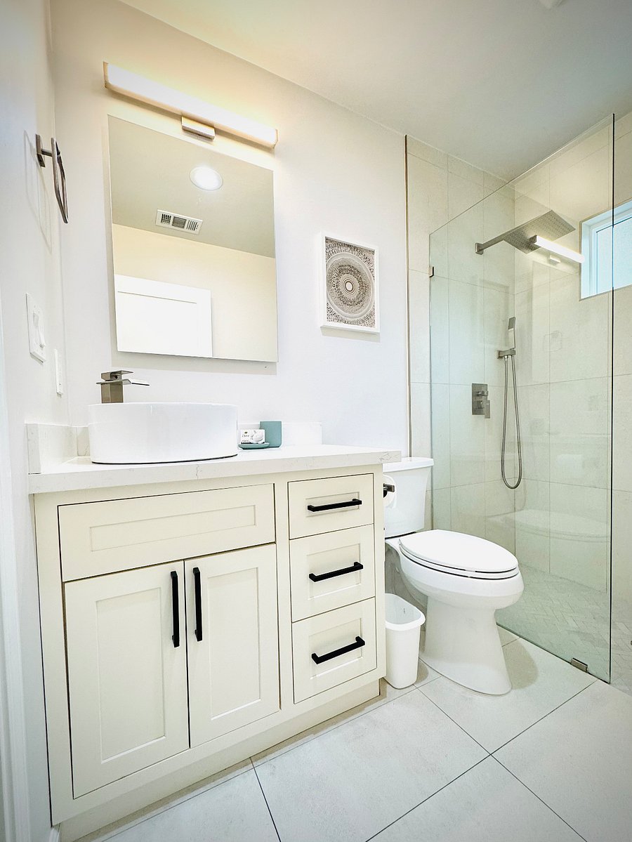Furnished Finder property 560563_2 photo 18