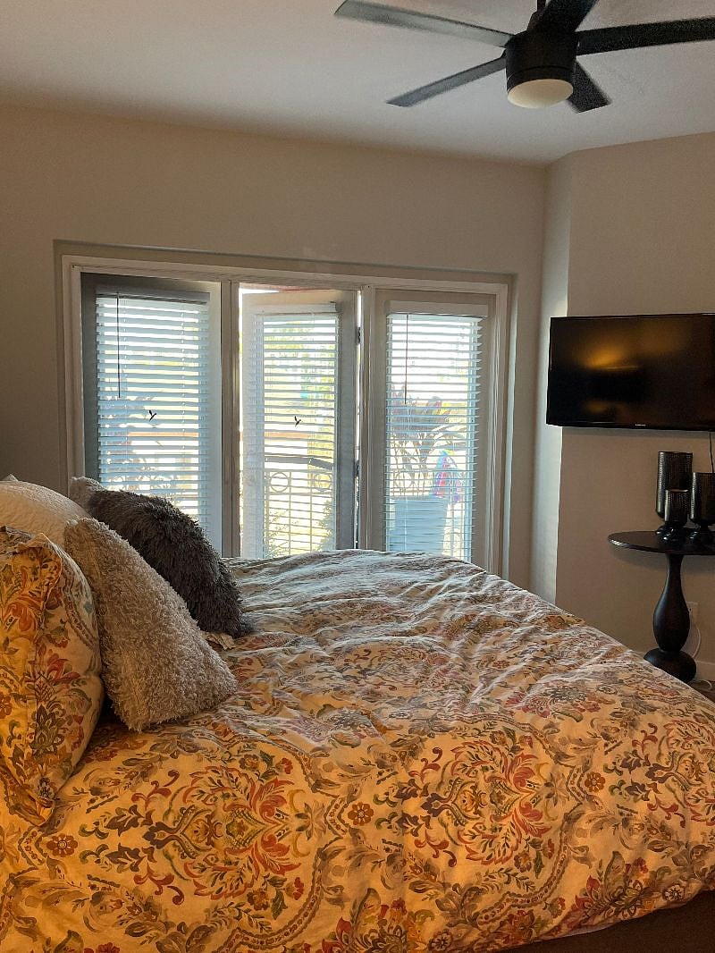Main bedroom, Cal, king bed with TEMPUR, PEDICURE TEMPUR-Cloud, mattress