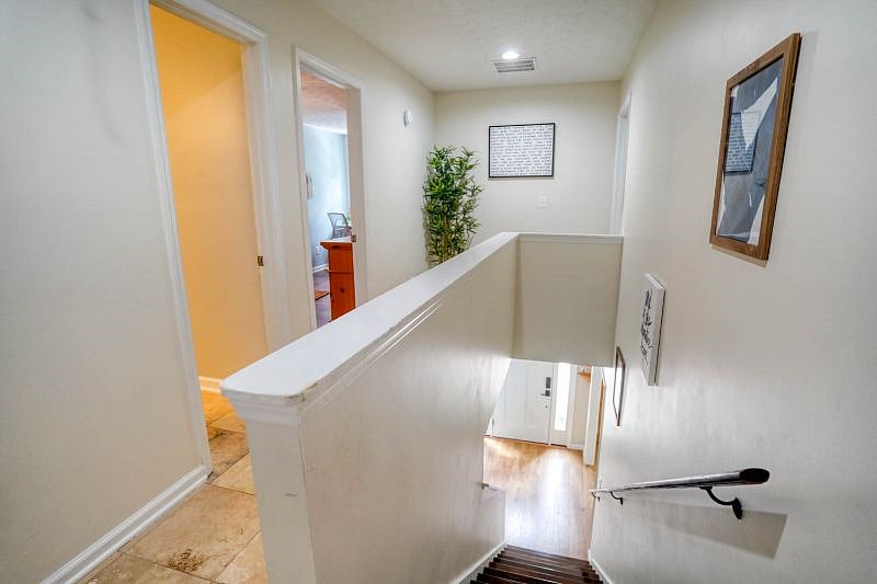 Furnished Finder property 560607_1 photo 38