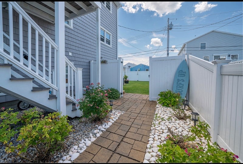 Furnished Finder property 560610_1 photo 15